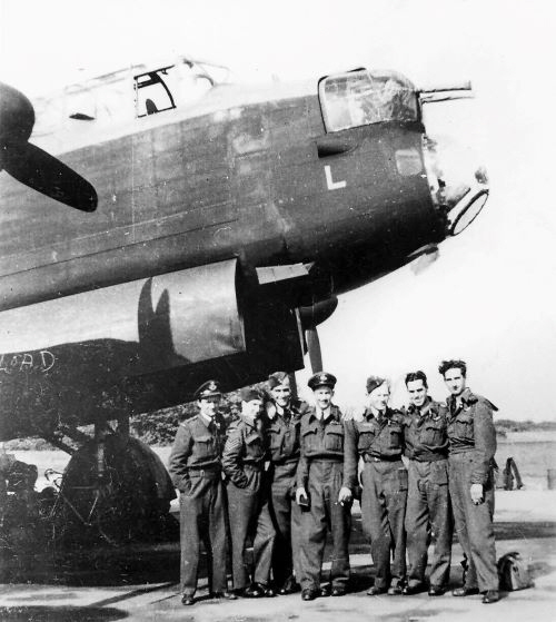 Avro Lancaster LL845 9 Squadron Bardney Jan1945